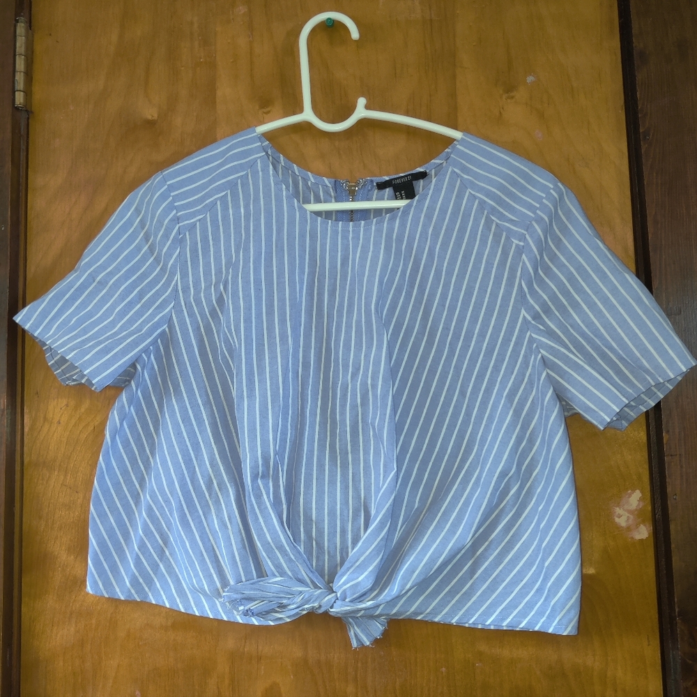 Forever 21 medium crop top